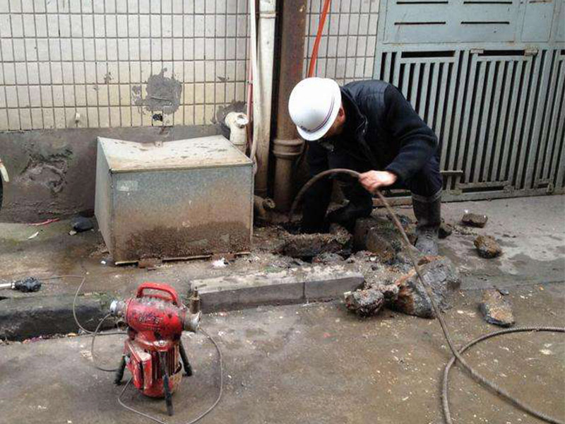 阜康疏通下水道的价格没有这么贵，这样的收费不合理