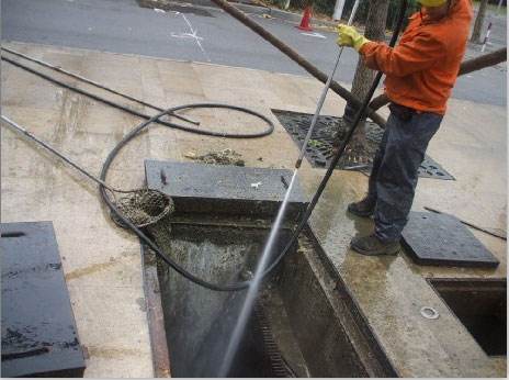 阜康池底污泥如何清理