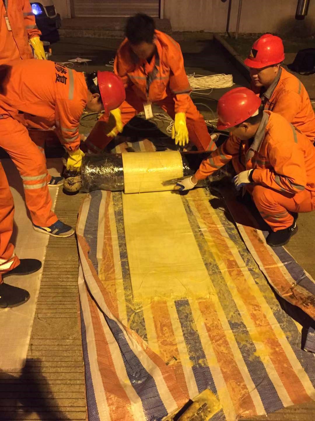 阜康CIPP局部树脂固化法